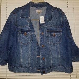 The Loft 3/4 length arms jean jacket